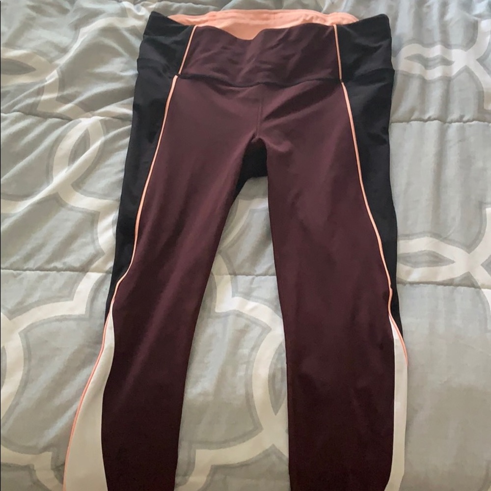 Athleta Capri Leggings